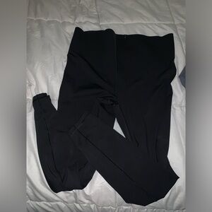 SAVAGE X FENTY LEGGINGS ‼️